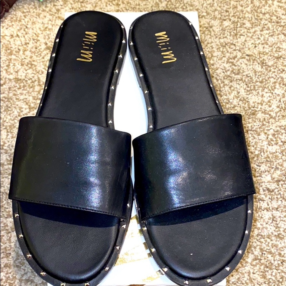 Mi.iM slip on sandels